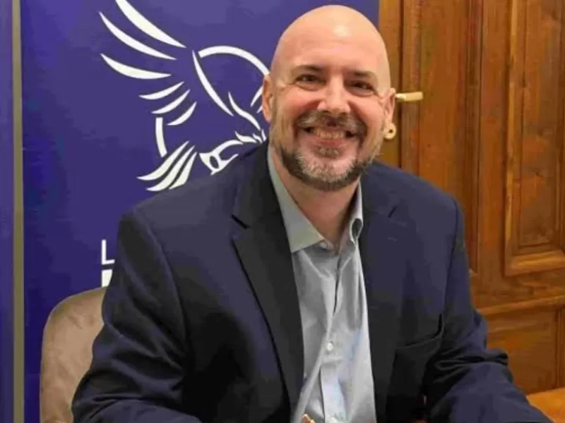 Mar Chiquita tendr&iacute;a listas dise&ntilde;adas por Julio Ruggiero tras el corrimiento de La Libertad Avanza en el distrito