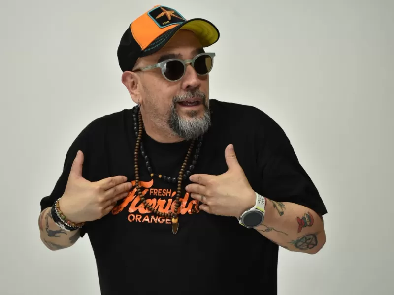 &ldquo;Estaba Cantado&rdquo;: Fer Ledesma y Andr&eacute;s L&oacute;pez celebran diez a&ntilde;os entre m&uacute;sica y humor