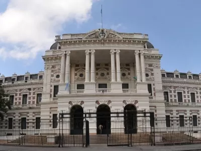 Buenos Aires necesit&oacute; 3,28 billones de pesos para sostener sus compromisos tras un rojo financiero hist&oacute;rico