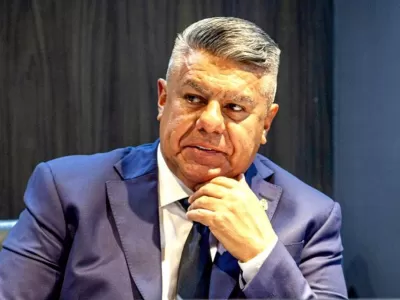 Una denuncia penal señala a Claudio Tapia por presuntas estafas y manejo irregular de la estructura dirigencial