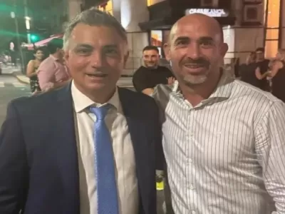 El conflicto libertario en Avellaneda expuso los v&iacute;nculos de Cristian Frattini con la vieja pol&iacute;tica y la barra de Dock Sud