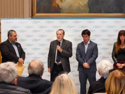 La Legislatura bonaerense reivindic&oacute; a Karakachoff y distingui&oacute; a sus familiares por su hist&oacute;rica trayectoria