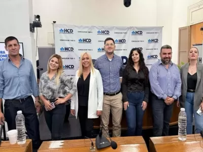 Moreno aprob&oacute; sin cuestionamientos la plaza para el Indio Solari y la oposici&oacute;n libertaria evit&oacute; marcar diferencias