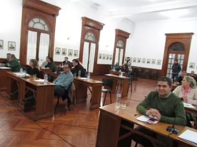 9 de Julio qued&oacute; sorprendido por la alianza circunstancial entre La C&aacute;mpora, el delgadismo y La Libertad Avanza